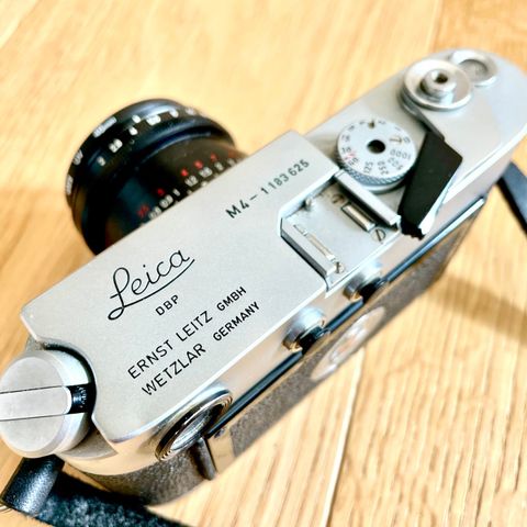 Leica M4