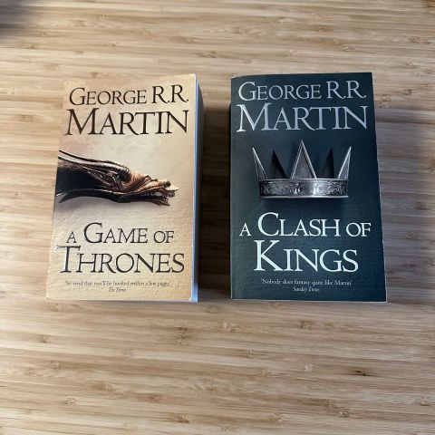 English books: A song of Ice and Fire series av George R.R. Martin