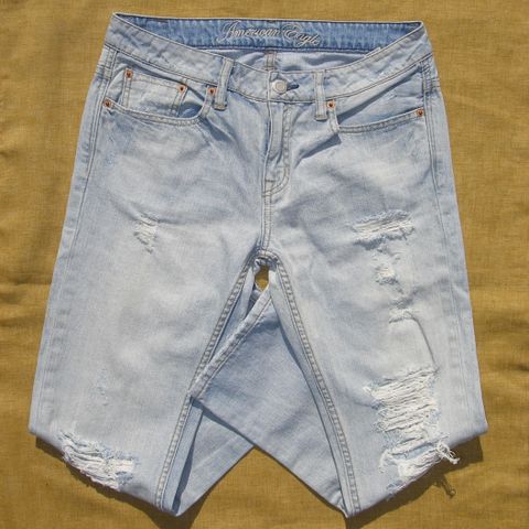 American Eagle jeans 4/5-lengde str US 4R (ca W28)