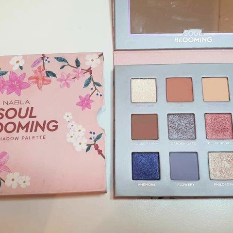 Nabla Soul Blooming palette