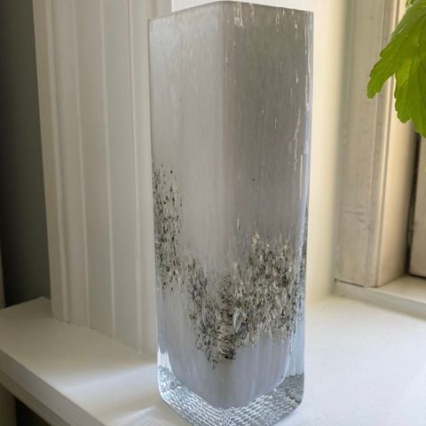 Torbjørn Torgersen vase, Randsfjord glassverk