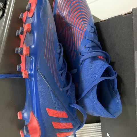 Adidas predator fotballsko 35 ⅓