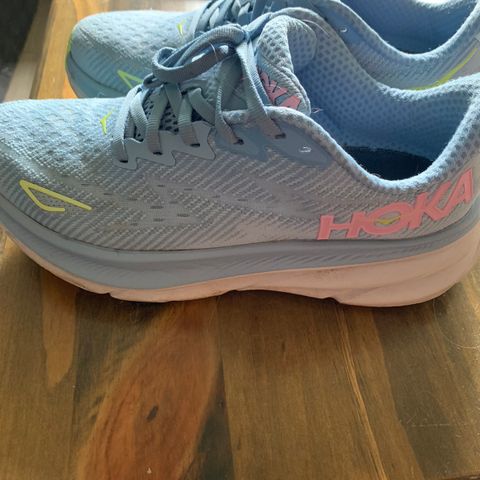 Hoka clifton 9