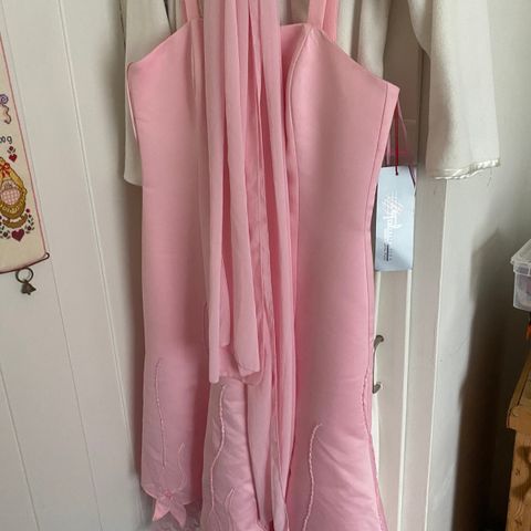 Nydelig rosa kjole str 36
