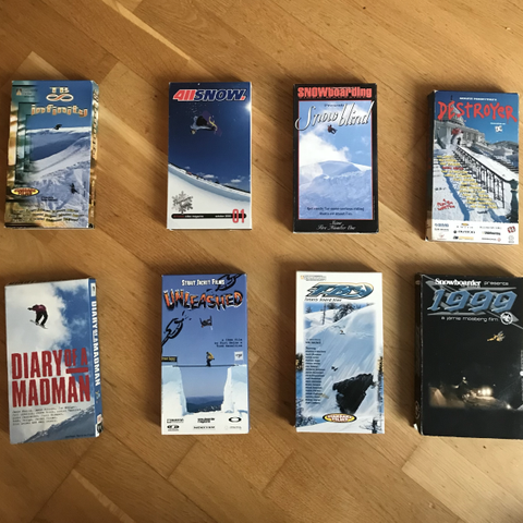 VHS samling med sjeldene snowboard filmer fra sent 90-tall - LOT 2