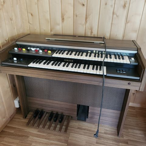 Yamaha orgel gis bort