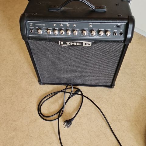 LINE6 GITAR-FORSTERKER IV 30W