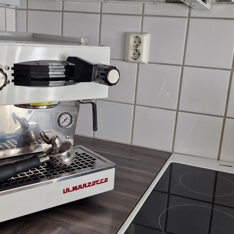 La Marzocco linea mini espresso/kaffemaskin i hvit