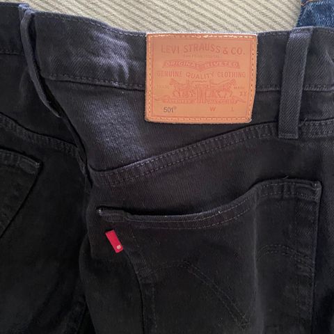 Levis 505 in 27/30