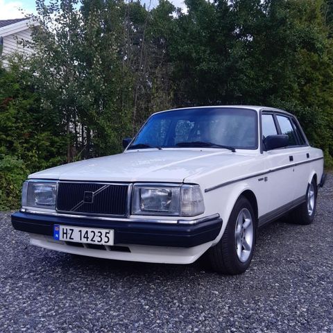 Volvo 240 framstol(er)