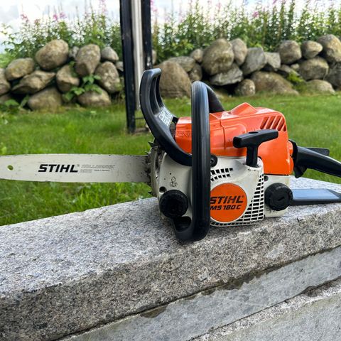 Stihl MS180c med bra Stihl sverd