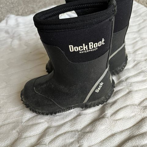 Pent brukt Dock Boots i stri 21