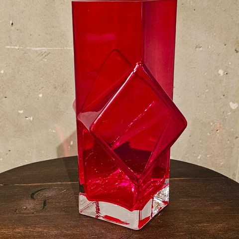 Pablo vase fra Rhiimaen glassverk Finland - Design Siiroinen