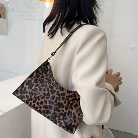 Leopard veske. Har 2 stk