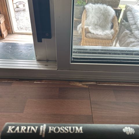 Karin Fossum.Svarte sekunder .innbundet