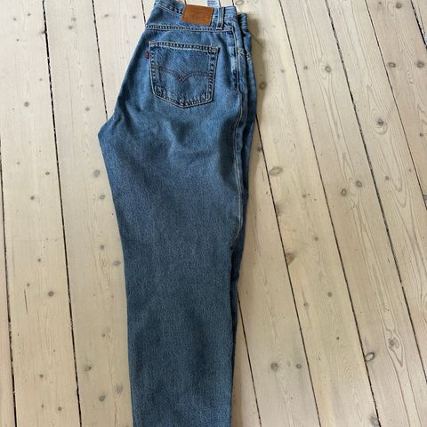 Levis 80 Mom jeans