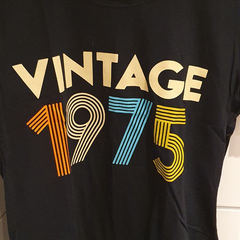 Ladies T-shirt VINTAGE 1975 str S