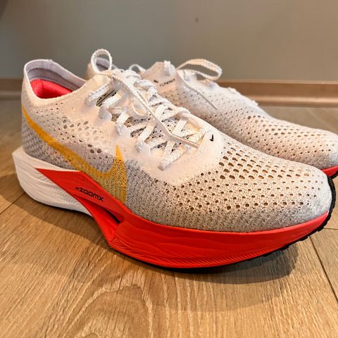 Ubrukte Nike vaporfly next 3, str 40