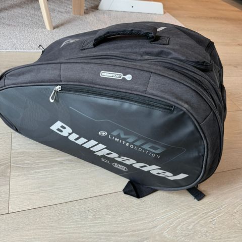 Bullpadel Mid 32L Limited Edition Padel bag