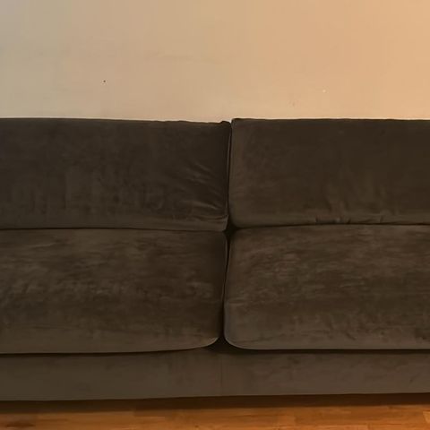 Velur sofa