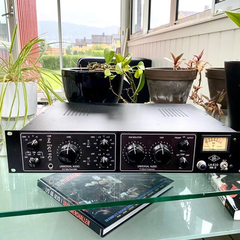 Universal Audio LA-610 MkII. Rør Preamp / Compressor / DI