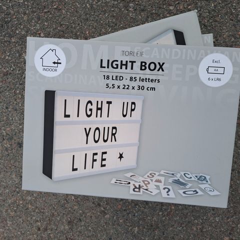 Lightbox med bokstaver