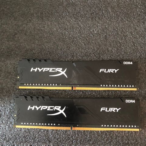 2x4 GB RAM hyperX DDR4