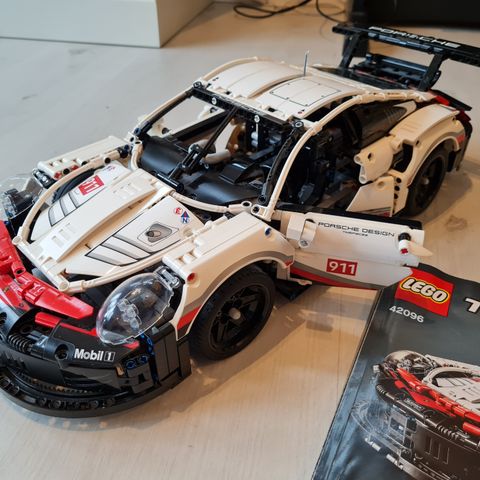 LEGO® Technic 42096 Porsche 911 RSR