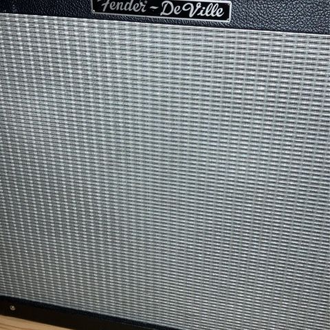 Fender Hot Rod Deville 410