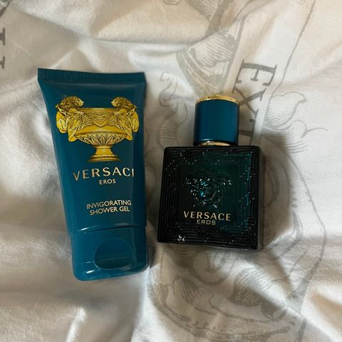 VERSACE EROS + FREE SHOWER GEL