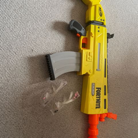 Fortnite nerf scar