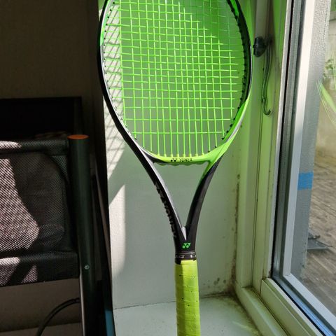 Yonex Ezone 98 Tennis Racquet-Grip Size-3