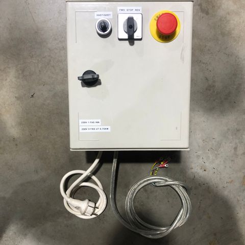 Frekvensomformer 230V 0,75KW plug and play