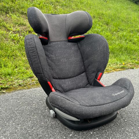 Maxi-Cosi RoadFix bilsete med ISOFIX selges (16-36kg)