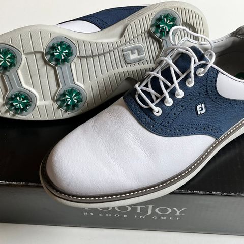 FootJoy Traditions