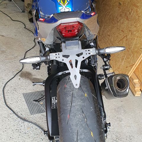 Skiltoppheng til Suzuki Gsxr 1000 L7.