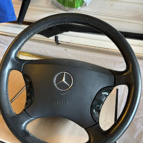 Mercedes 320S