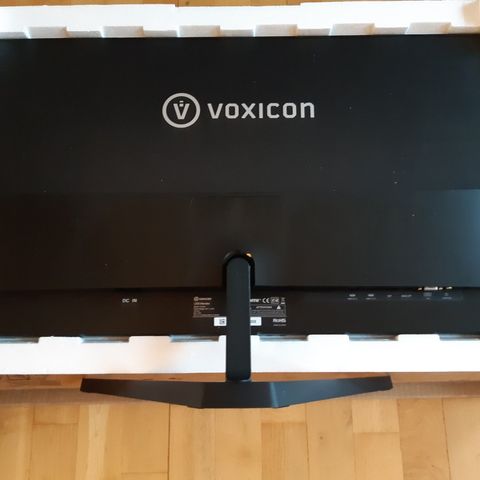 Voxicon D32QO 32" skjerm