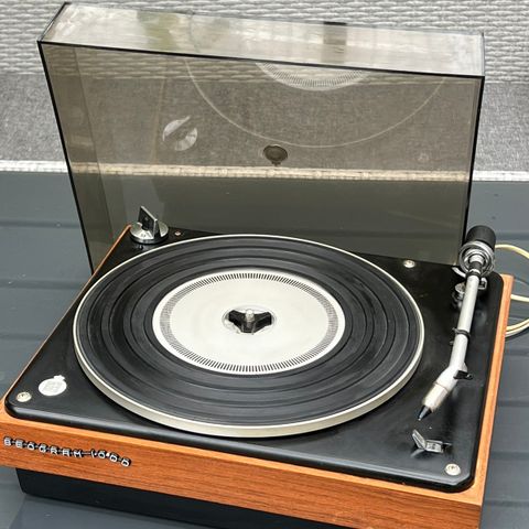 Bang og Olufsen Beogram 1000