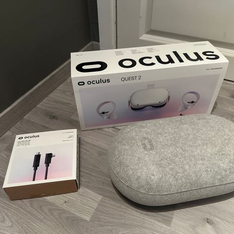 Meta quest 2 256 gig + Oculus link kabel + Travel case