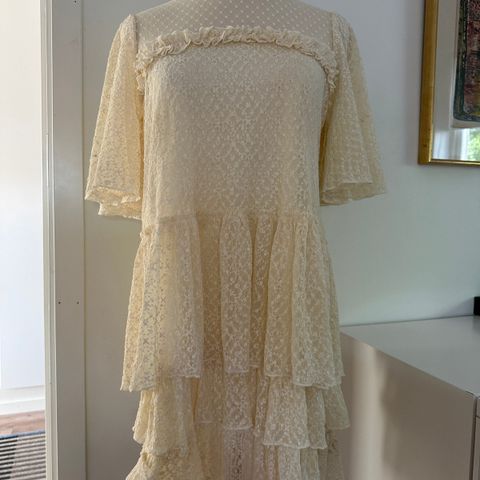 Flott kjole fra by TiMo
