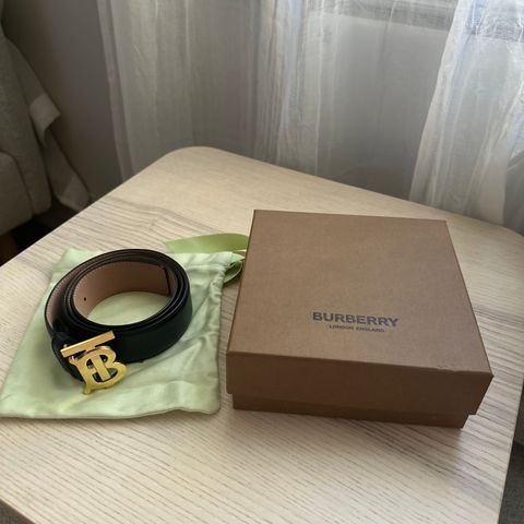 Burberry belte