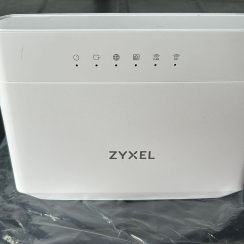 ZyXEL VMG3625-T50B - Trådløs ruter/modem UBRUKT/NY