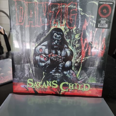 Danzig  - 6:66 Satans Child -