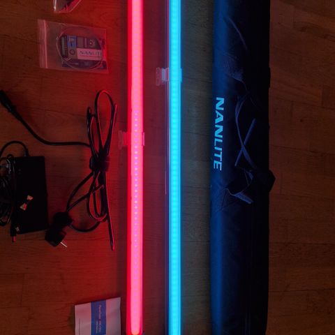 2 stk Nanlite Pavotube 30c 120cm - selges samlet