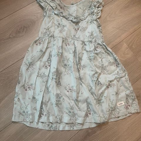 Nydelig newbie kjole i str116