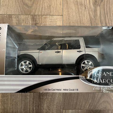 1/18 Land Rover Discovery 3