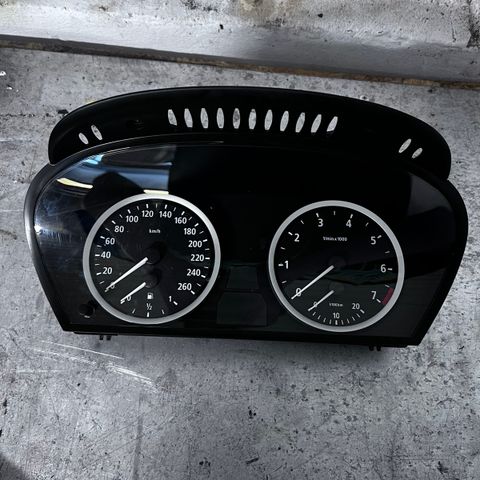 Bmw E60 / E61 Speedometer