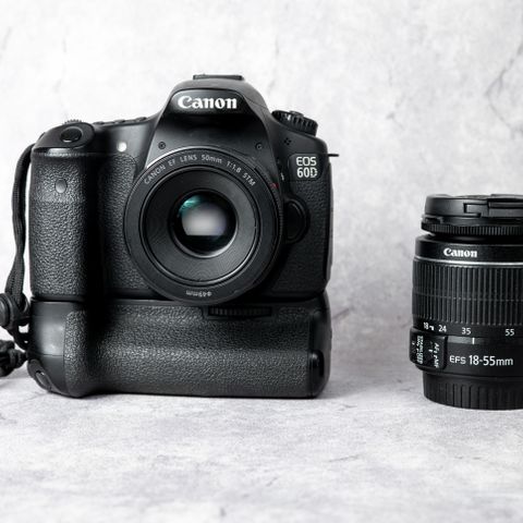 Canon 60D med Grep + 2 Linser