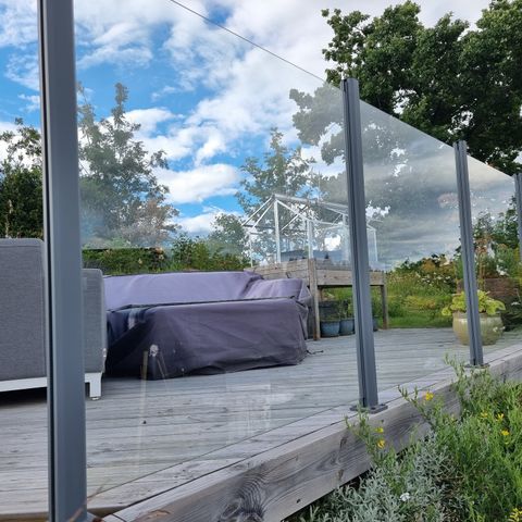 Glassgjerde til terrasse